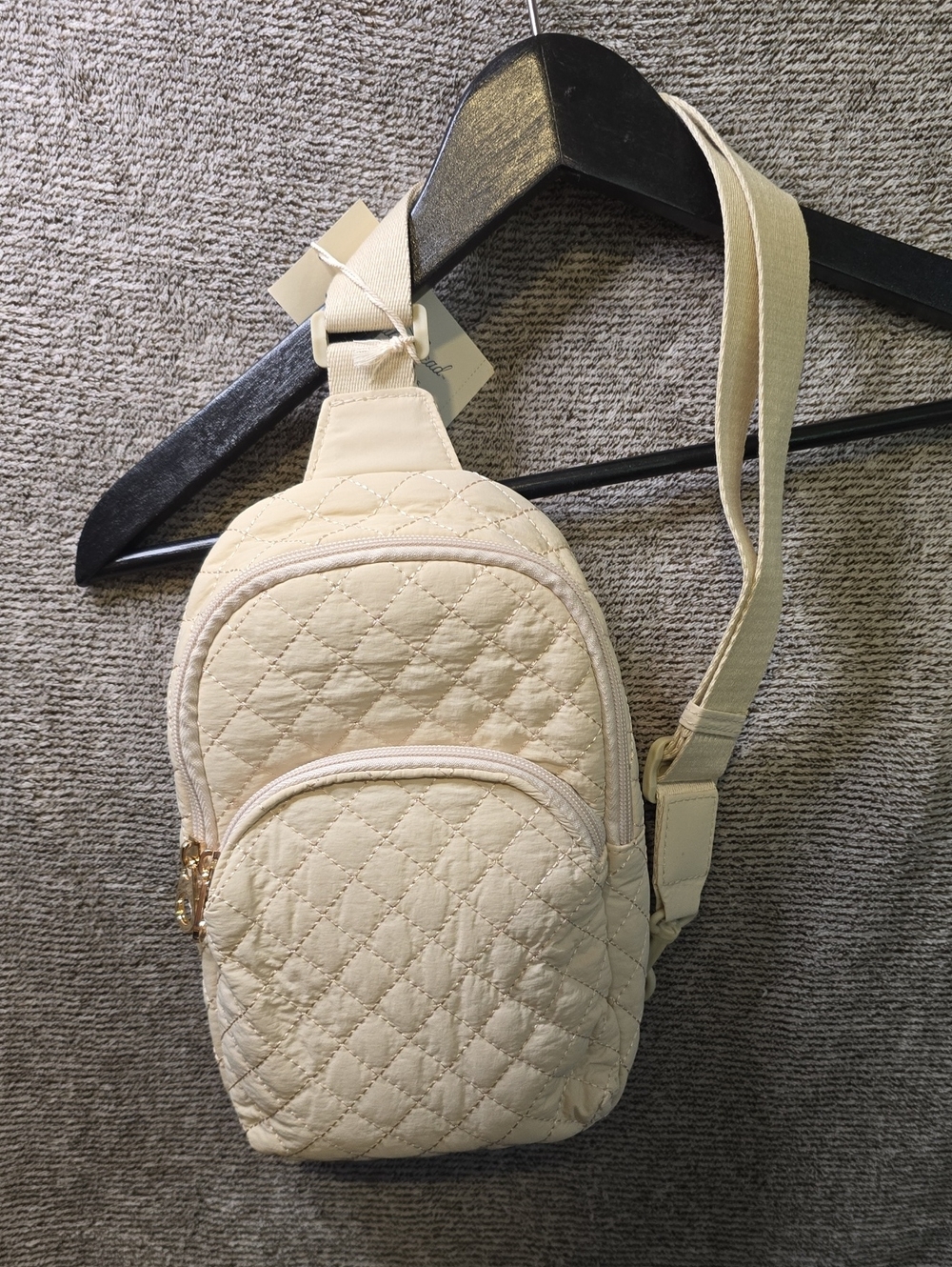Universal Thread Quilted Cream Crossbody Sling Bag